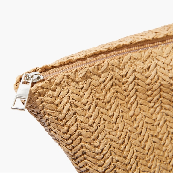 Show Me Your MuMu Tan and White Sunseeker‎ Tote - Picture 4 of 5